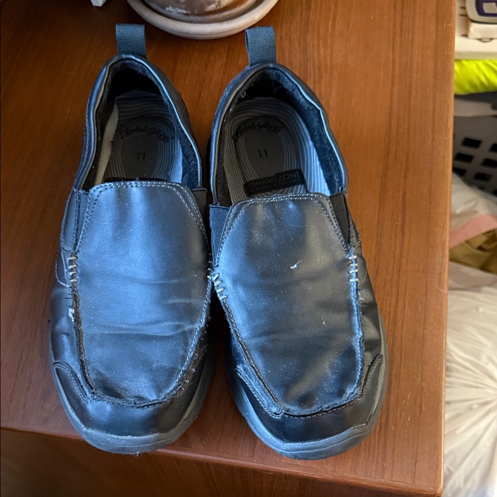 Faded Glory Men's Black Slip-On Loafers